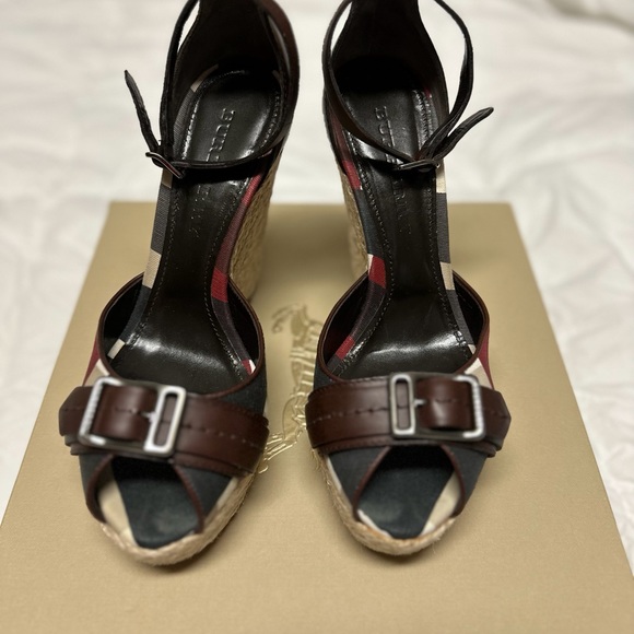 Authentic Burberry Wedged Heels - Picture 16 of 16